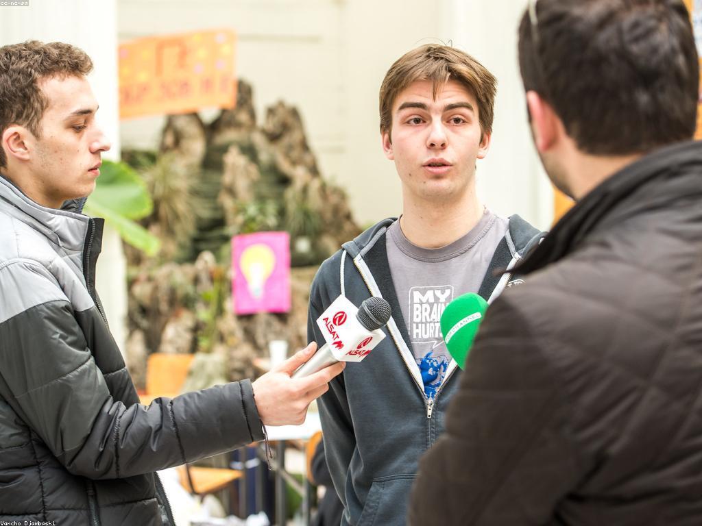 ច្បាប់និងការត្រួតពិនិត្យ: ការបញ្ជាក់ទៅលើបរិយាកាសនិងសង្គម