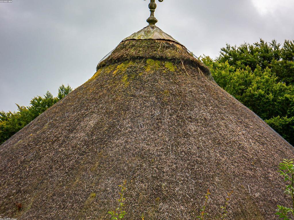 ការស៊ីសងល្បែង: ព័ត៌មាននិងយុទ្ធសាស្ត្រ