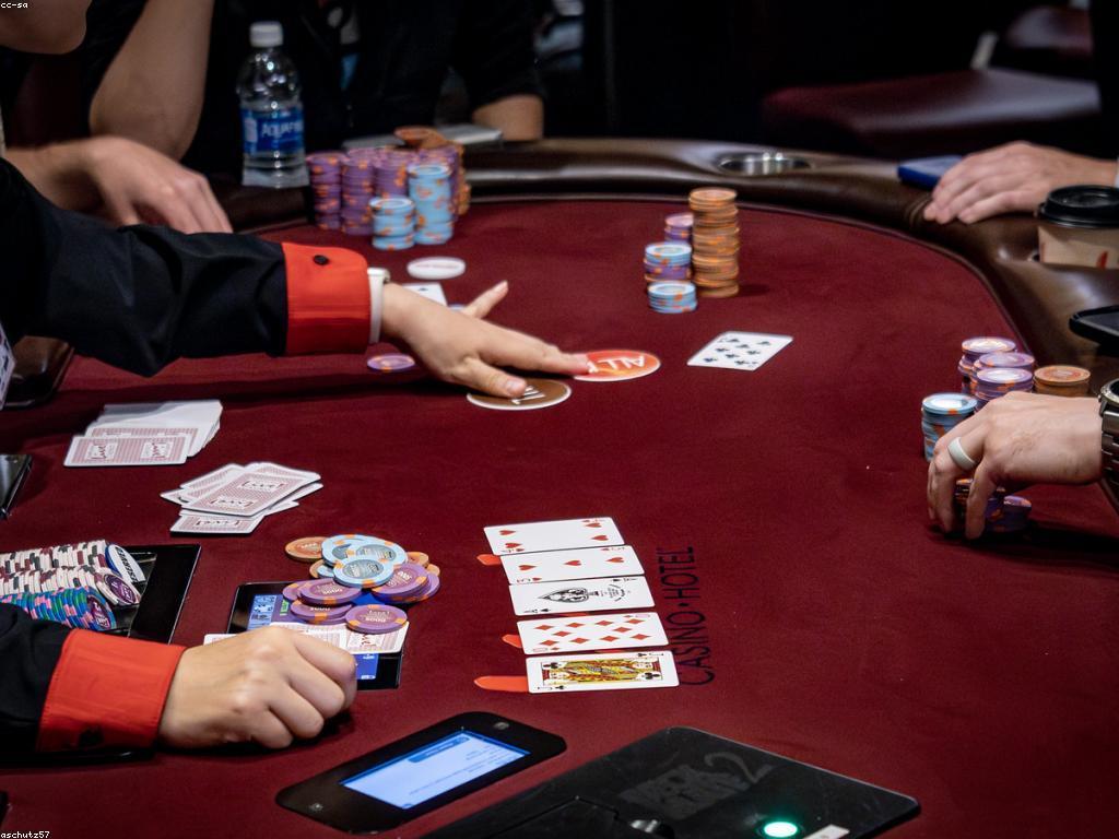 ផលប៉ះពាល់នៃការស៊ីសងល្បែងលើហិរញ្ញវត្ថុផ្ទាល់ខ្លួន