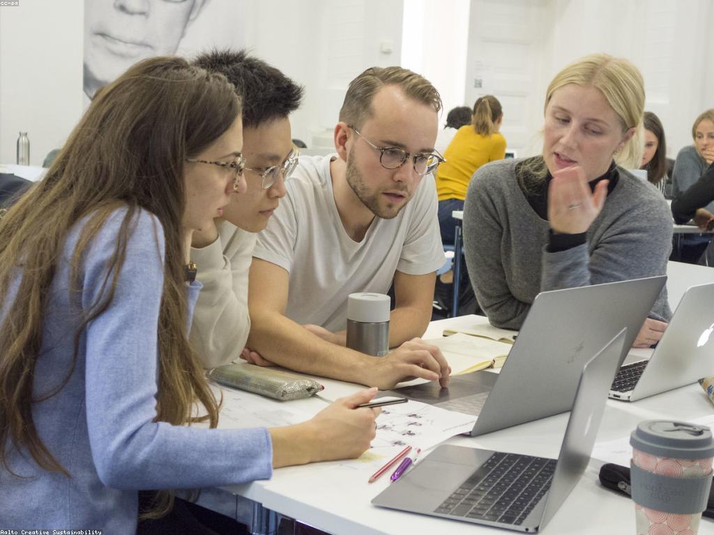 ការស្រាវជាsឌីឱកាសស៊ីសងដែលមានភាពកម្មវិធី